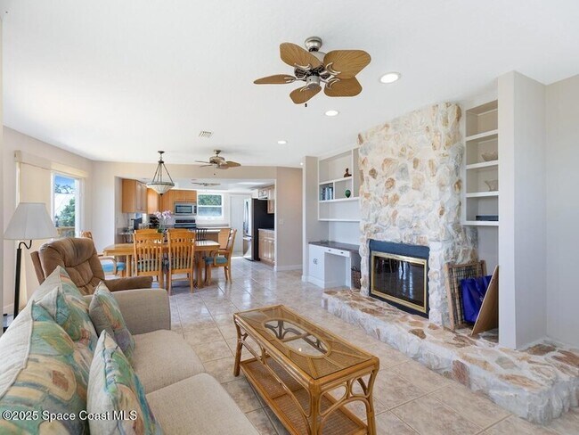 Building Photo - 8820 44th Ave