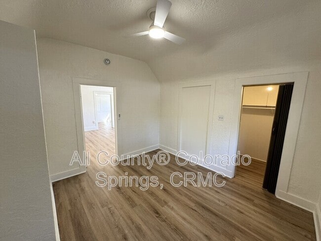 Building Photo - 2430 W Vermijo Ave