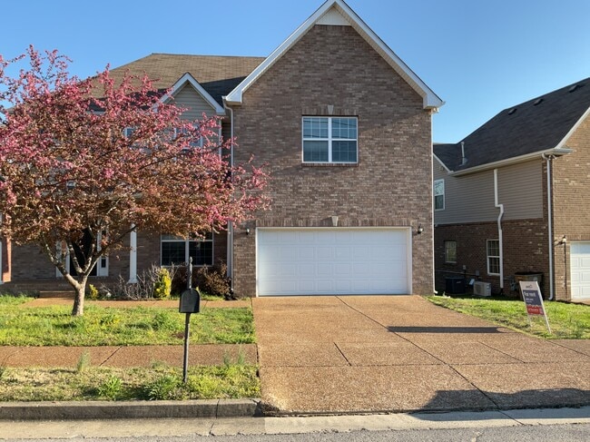 Building Photo - 3053 Bluffhollow Gap