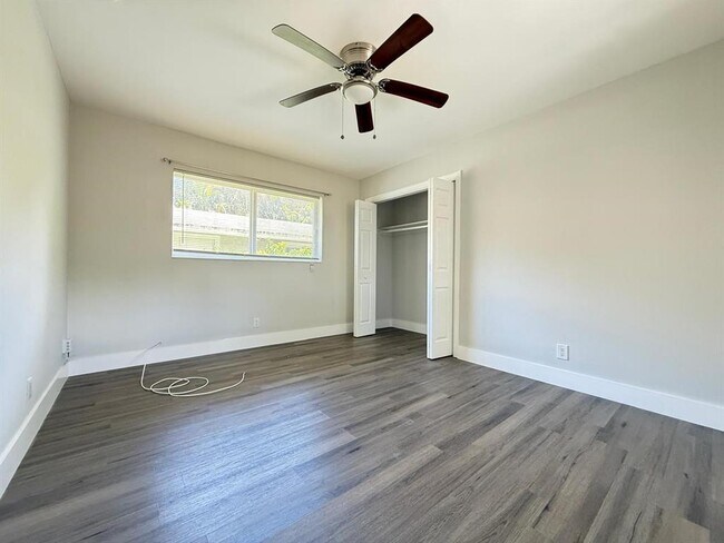Foto del edificio - 600 NW 18th St