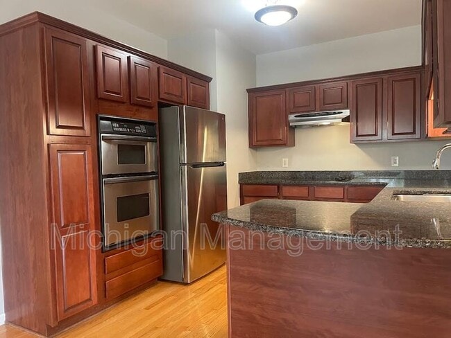 Building Photo - 41656 Tera Ln