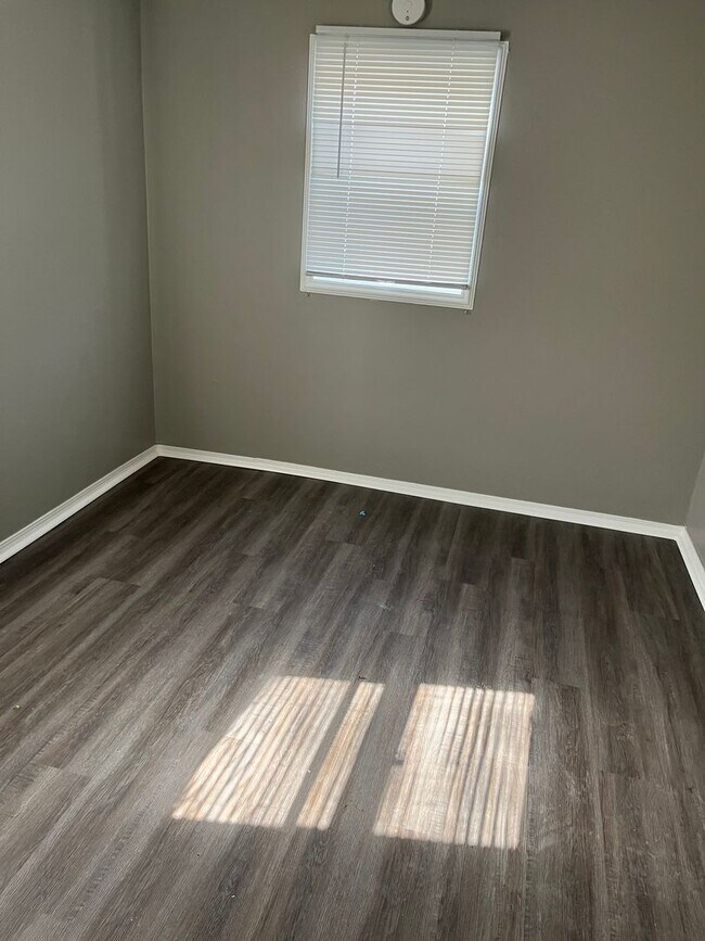Foto del edificio - 705 S Courtland Ave