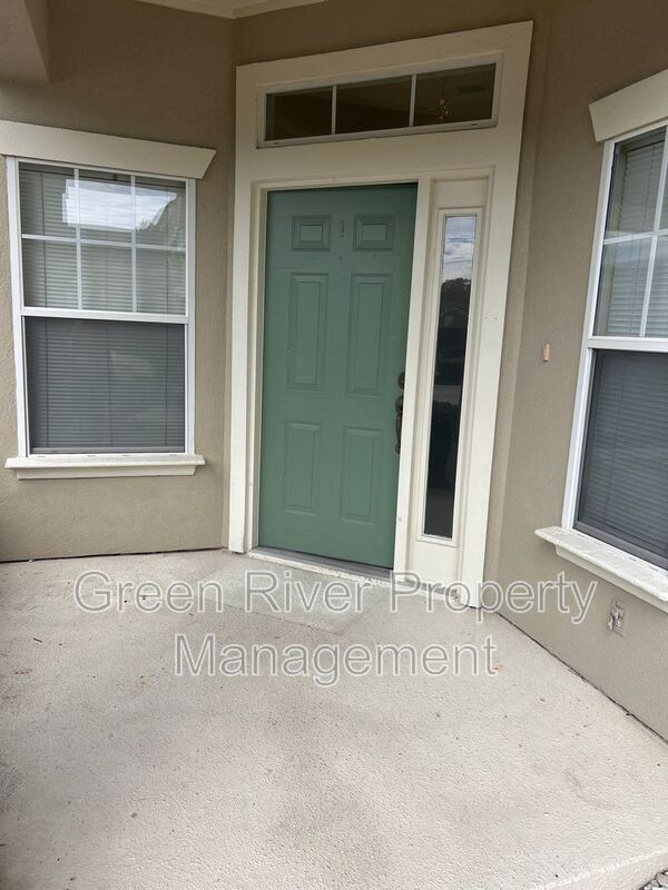 Foto del edificio - 2120-D Stone Creek Dr.
