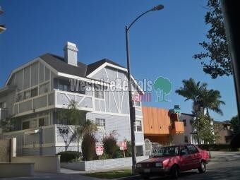Primary Photo - 740 N Alfred St