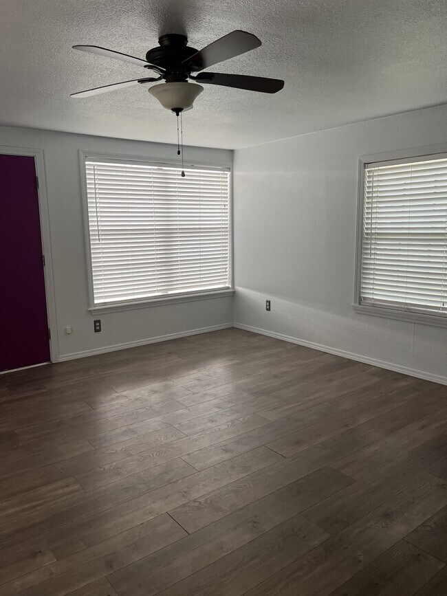 Foto del edificio - 16550 County Rd 1560