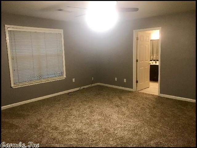 Foto del edificio - 1410 Cherry Brook Dr