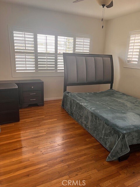 Foto del edificio - 15854 Chatsworth St