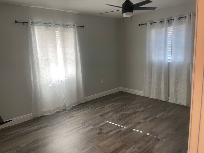 Foto del edificio - Charming 3BR House in Tampa