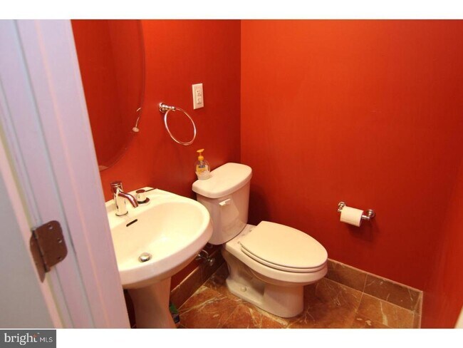 Foto del edificio - 1905 Kimball St