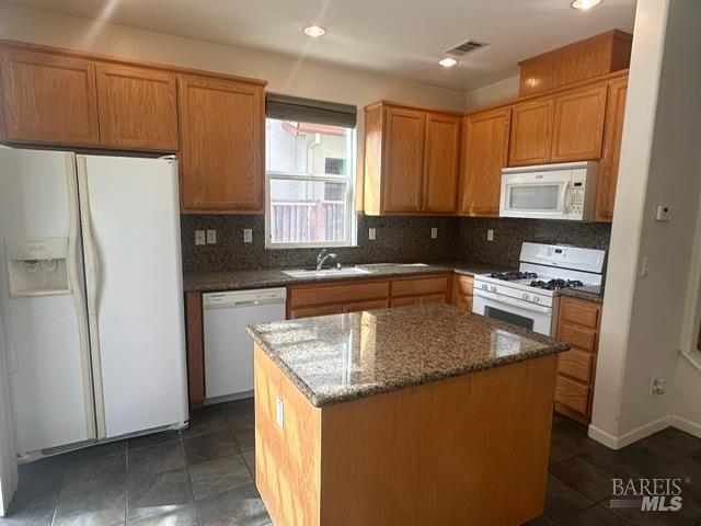 Foto del edificio - 1067 Portofino Ave