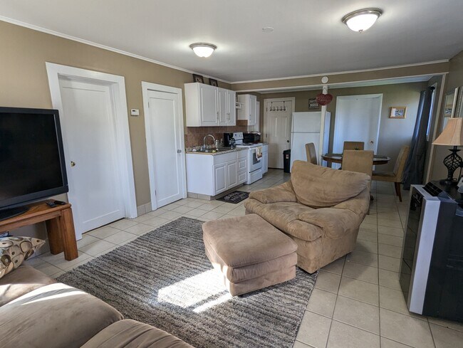 Foto del edificio - 8483 N W Lone Pine Rd
