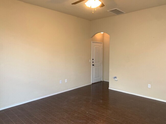 Foto del edificio - 3/2.5/2 in Creekside Crossing / 2 Stories ...