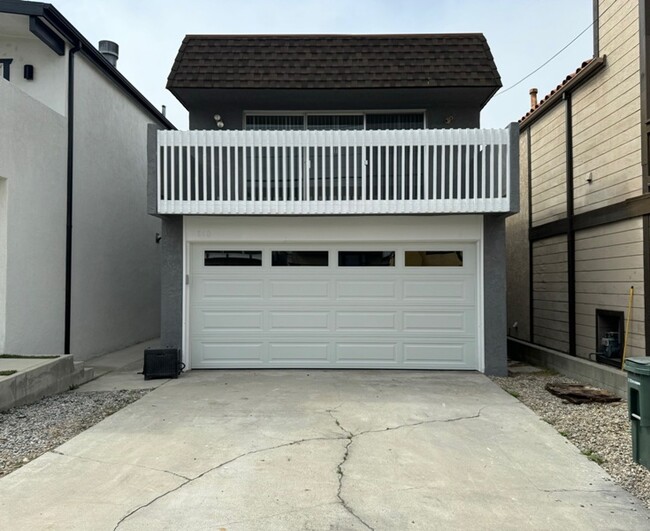 Building Photo - 840 3rd St