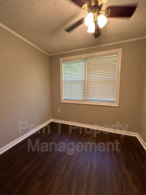 Building Photo - 7804 Clyo Cir