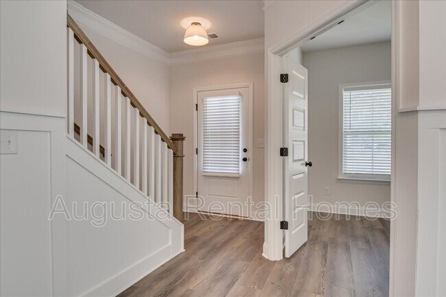 Foto del edificio - 528 Fermoy Ln