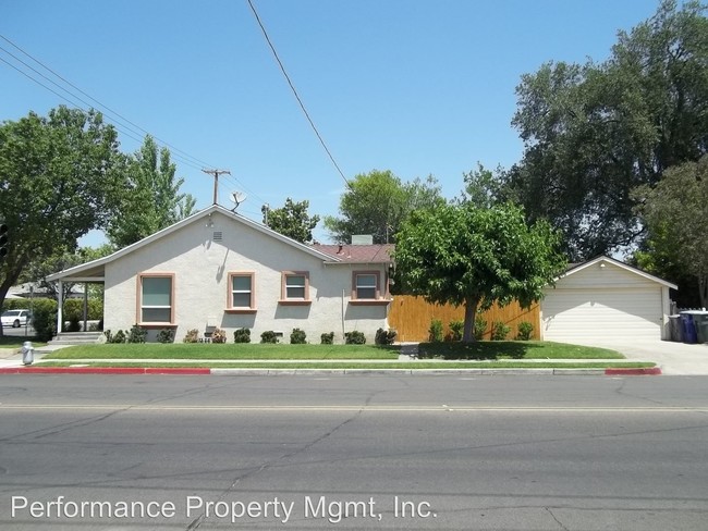 Foto del edificio - 2 br, 1 bath House - 2004 N. Palm Ave.