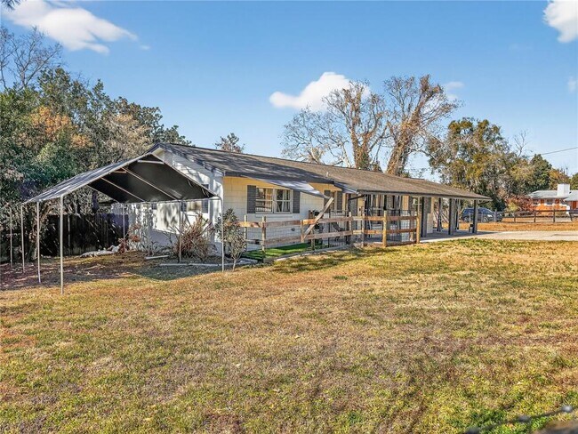 Foto del edificio - 2304 Country Club Rd