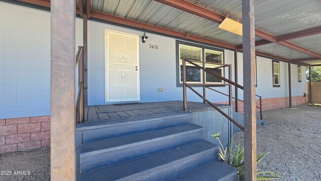 Foto del edificio - 7408 S 197th Dr