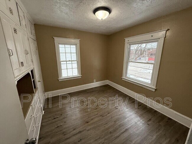 Foto del edificio - 2712 N 40th St