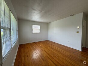 Building Photo - 4521 Northridge St NE