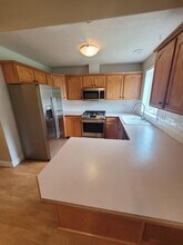 Building Photo - 4724 Spring Meadow Ave