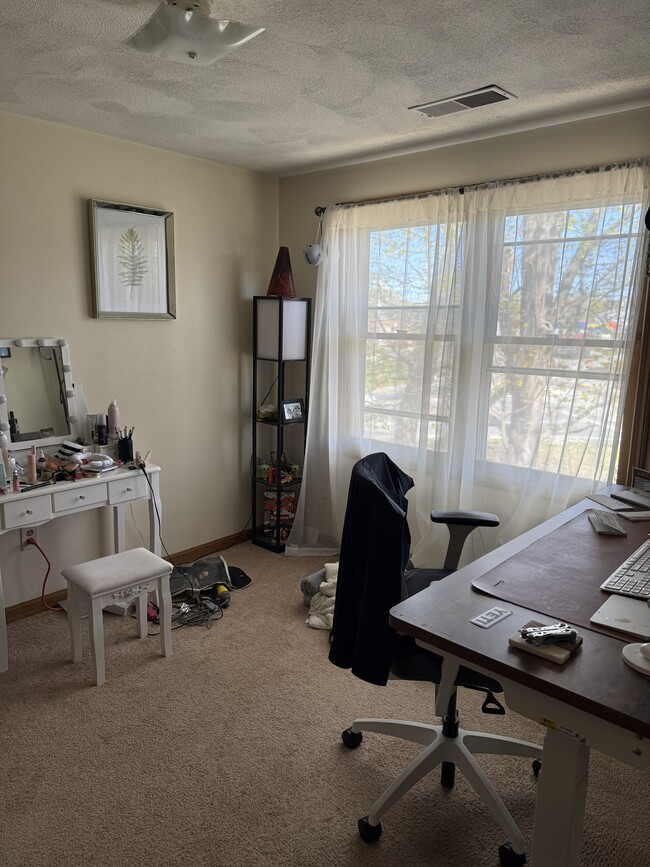 Photo - 2911 Warwick Ave Townhome