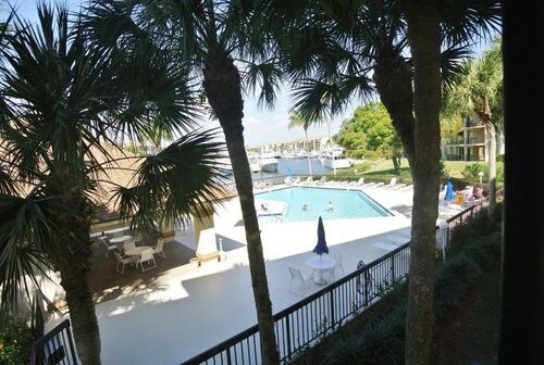 Foto principal - 1201 Seafarer Cir