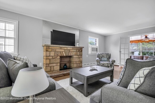 Foto del edificio - A208 Trenton Blvd