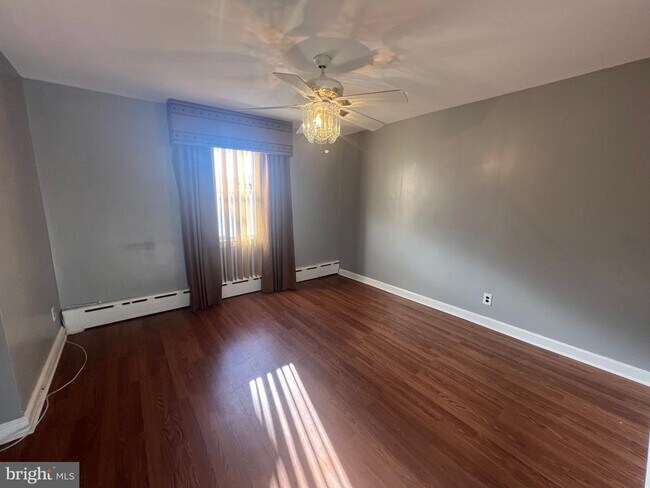 Foto del edificio - 2724 Rhawn St