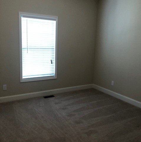 Building Photo - Beautiful 3BD 2 BA Home In Park West Drive subdivision