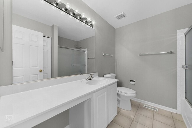Building Photo - 2339 Overlook Ct