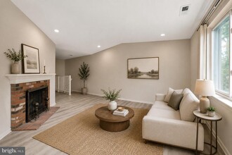 Building Photo - 306B Mulberry Cove