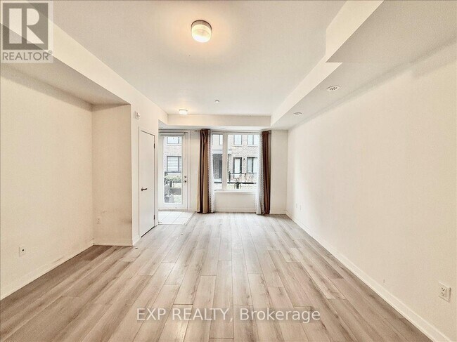 Photo du bâtiment - 3405 Ridgeway Dr