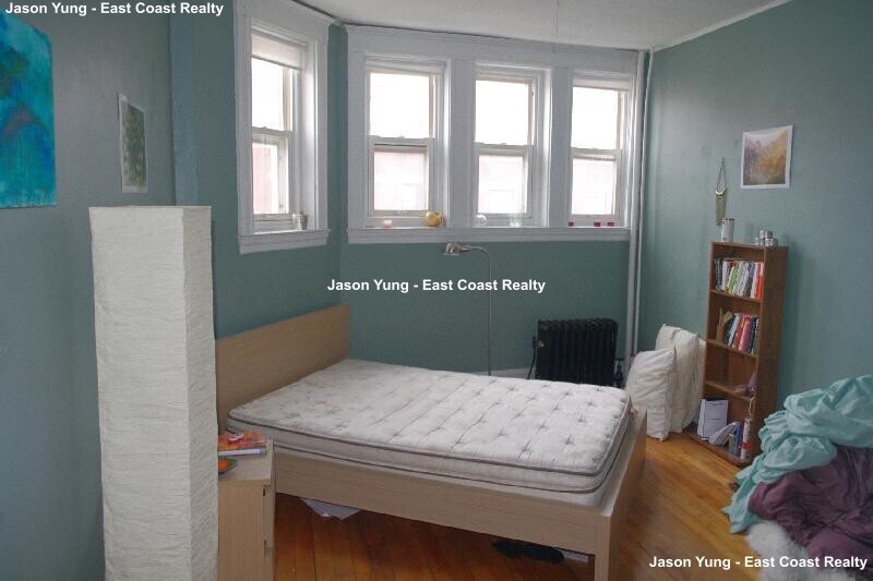 Primary Photo - 210 South St