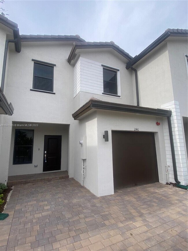Building Photo - 246 SW 159th Ln