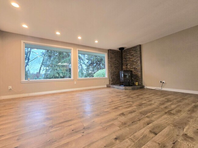 Foto del edificio - Lovely 2 Bedroom Home in Arlington - Pet Friendly!