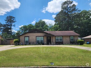 Building Photo - 5126 Stonegate Dr
