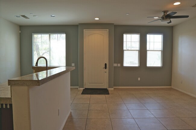 Foto del edificio - 423 Copper Canyon Rd