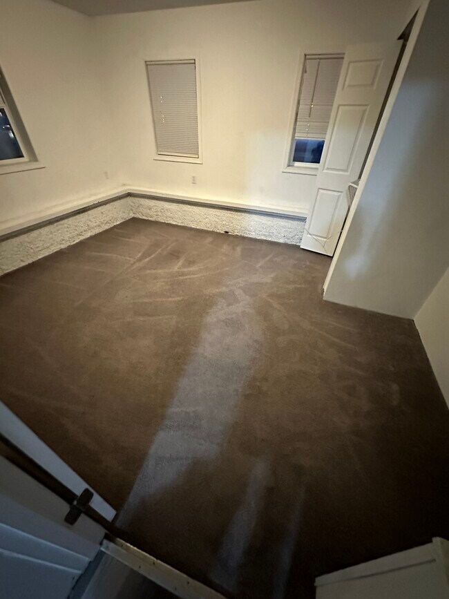 Bedroom 1 - 406 E Broad St