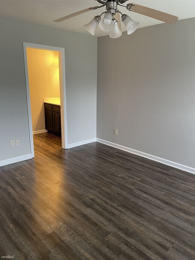 Building Photo - 3 br, 2 bath House - 2532 Boxford Ln