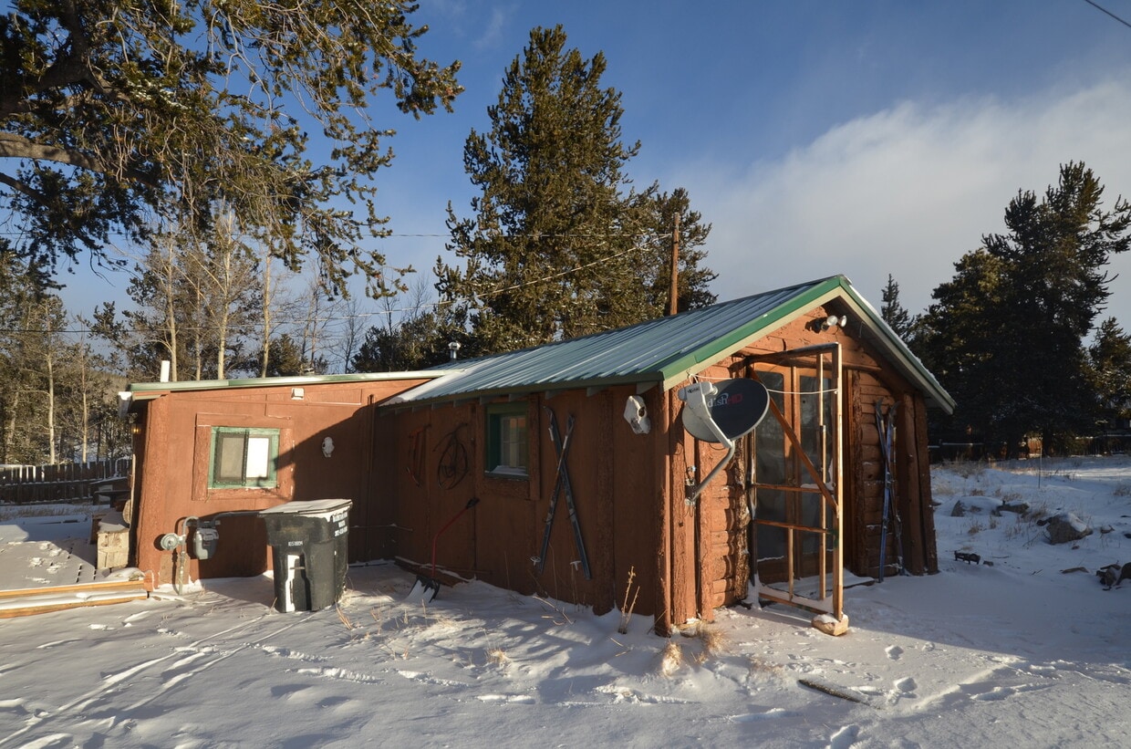 Primary Photo - 398 Beaver Creek Rd