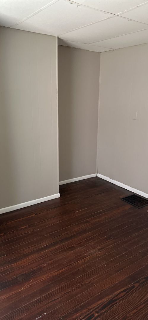 Foto del edificio - **Deposit Special $500** 526 Brandt 3BR/1B...