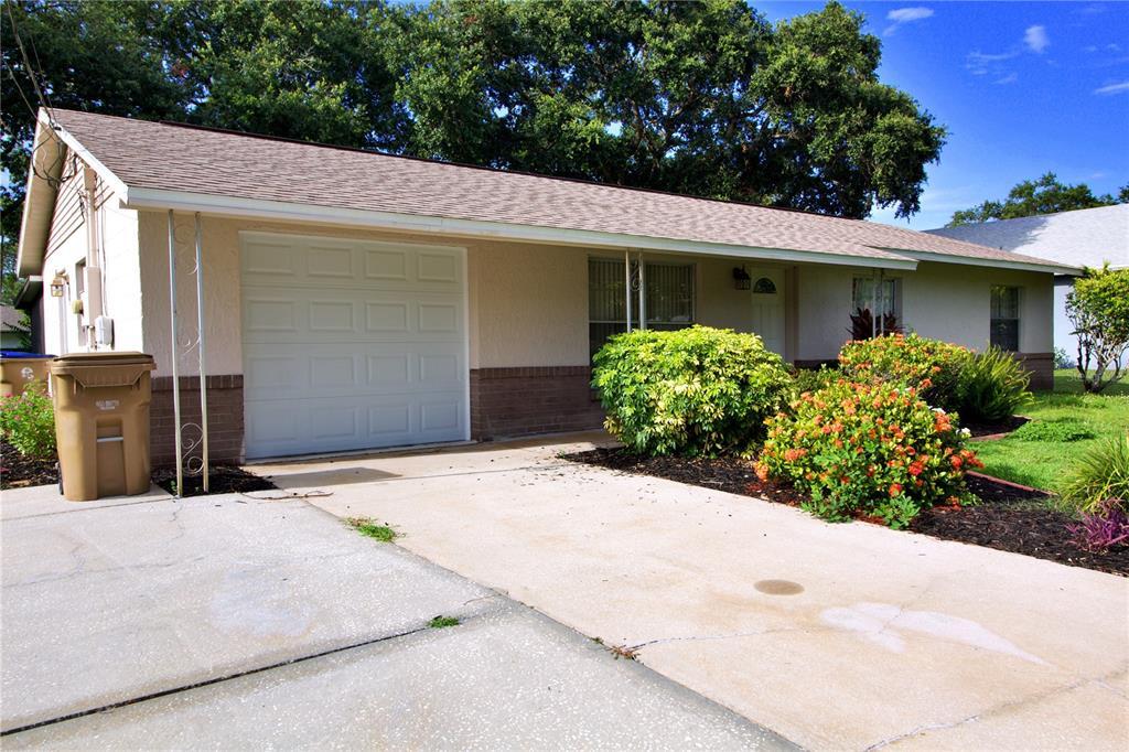 Foto principal - 6449 Eve St