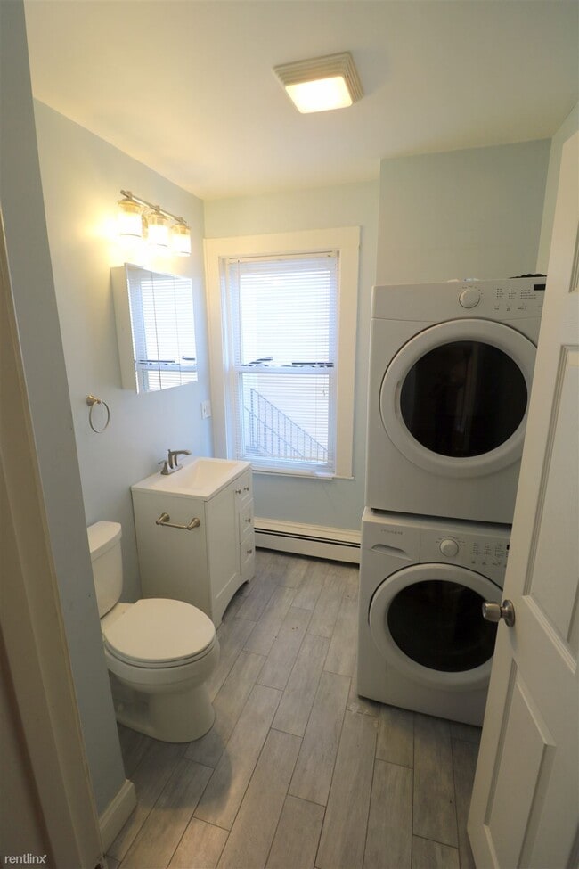 Foto del edificio - 2 br, 1.5 bath  - 20 Lexington Ter Apt C