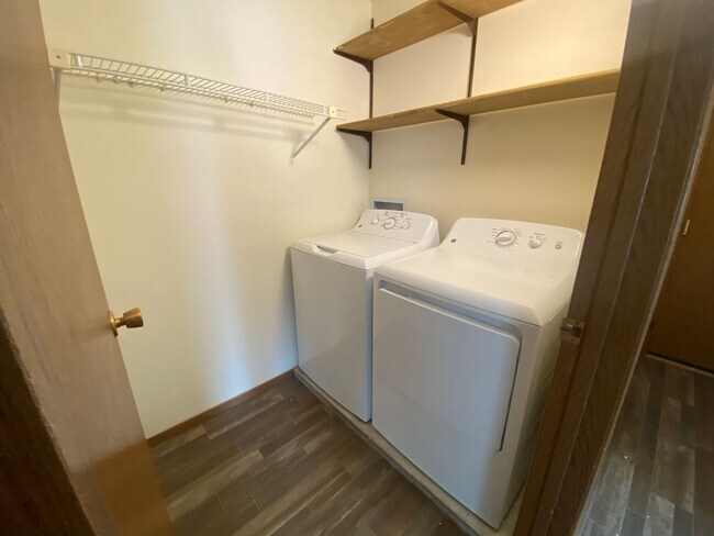 Foto del edificio - 2 BD/2 BA APARTMENT FOR RENT - You'll want...