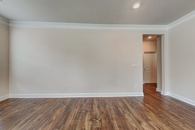 Foto del edificio - 5301 Ennisworth Ln