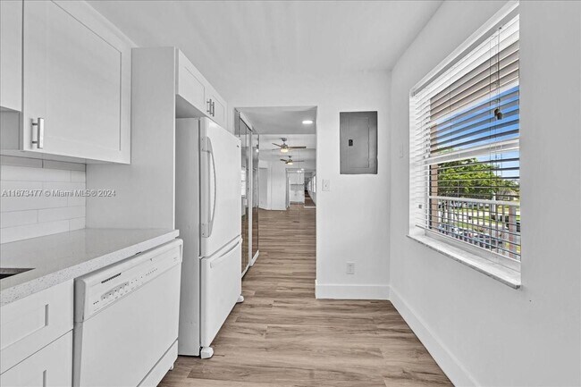 Foto del edificio - 4191 NW 41st St