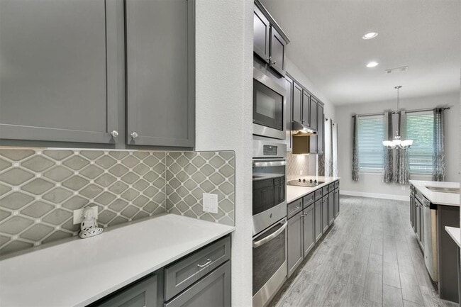 Foto del edificio - 1405 Highland Ridge Rd