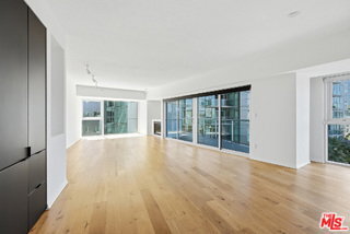 Foto del edificio - 13600 Marina Pointe Dr