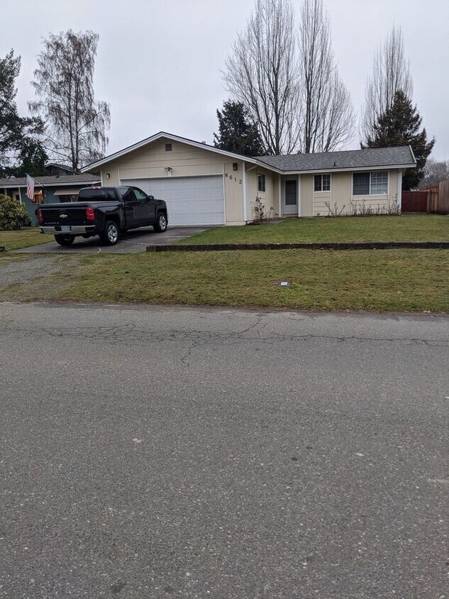 8613 S D St, WA 98444 House Rental in WA
